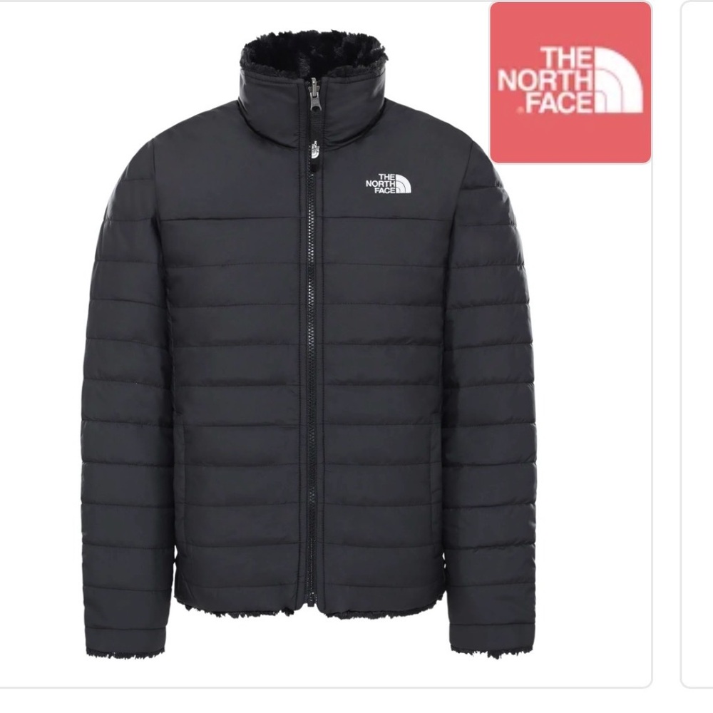 The North Face Girls Reversible Mossbud Swirl Jacket..soft and warm.